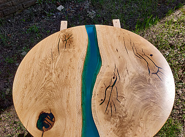 Round tabletop-river behind the oak - ZenWood