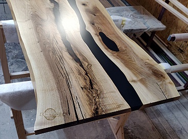 Walnut river table - ZenWood