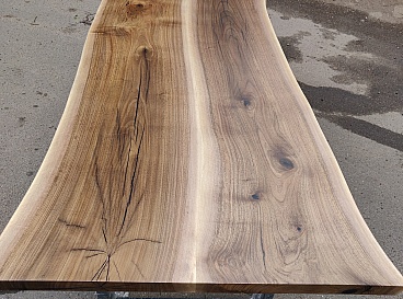 Table en noyer 2000x950, épissure courbe des planches - ZenWood